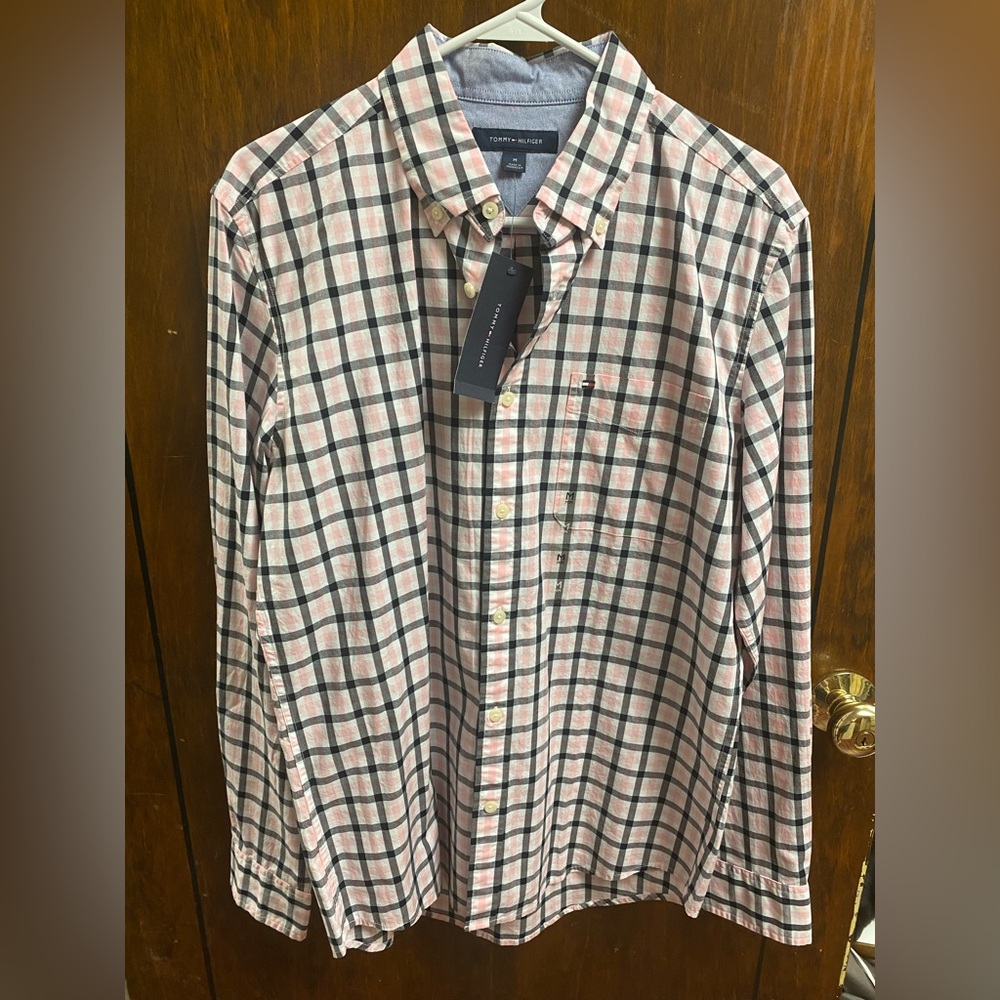 NEW $80 Tommy Hilfiger Mens Plaid Button Up Shirt Size M Pink Blue Long Sleeve